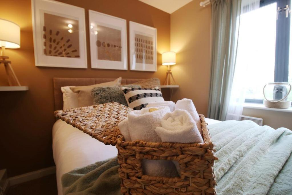 Observatory 2 Bedroom Apartment Overlooking Beach Swansea Eksteriør billede